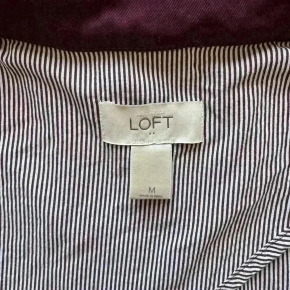 Women's Ann Taylor Zip Up Long Sleeve Jacket with Hood Size Medium Utility - Picture 2 of 3